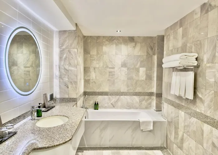 The Quarter Saphankhwai By Uhg - Close To Chatuchak Market, Krung Thep Aphiwat Terminal Station-bangsue Grand Station 4* 방콕