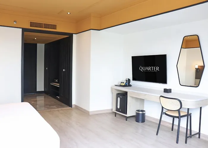 The Quarter Saphankhwai By Uhg - Close To Chatuchak Market, Krung Thep Aphiwat Terminal Station-bangsue Grand Station 호텔 4*