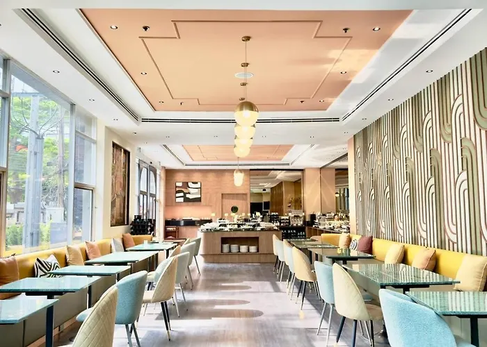 호텔 The Quarter Saphankhwai By Uhg - Close To Chatuchak Market, Krung Thep Aphiwat Terminal Station-bangsue Grand Station