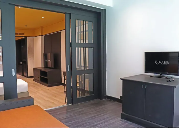 호텔 The Quarter Saphankhwai By Uhg - Close To Chatuchak Market, Krung Thep Aphiwat Terminal Station-bangsue Grand Station 4*
