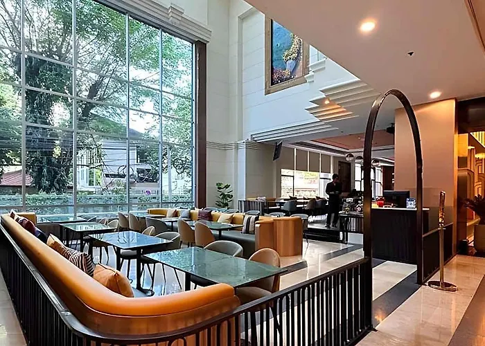 מלון The Quarter Saphankhwai By Uhg - Close To Chatuchak Market, Krung Thep Aphiwat Terminal Station-bangsue Grand Station בנגקוק