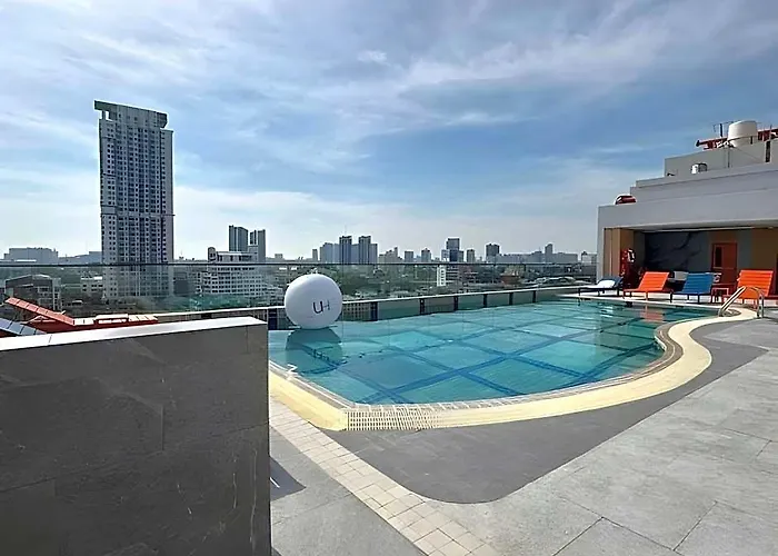 The Quarter Saphankhwai By Uhg - Close To Chatuchak Market, Krung Thep Aphiwat Terminal Station-bangsue Grand Station