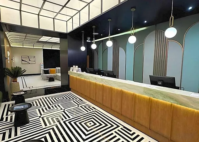 The Quarter Saphankhwai By Uhg - Close To Chatuchak Market, Krung Thep Aphiwat Terminal Station-bangsue Grand Station