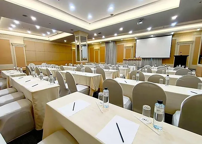 The Quarter Saphankhwai By Uhg - Close To Chatuchak Market, Krung Thep Aphiwat Terminal Station-bangsue Grand Station בנגקוק