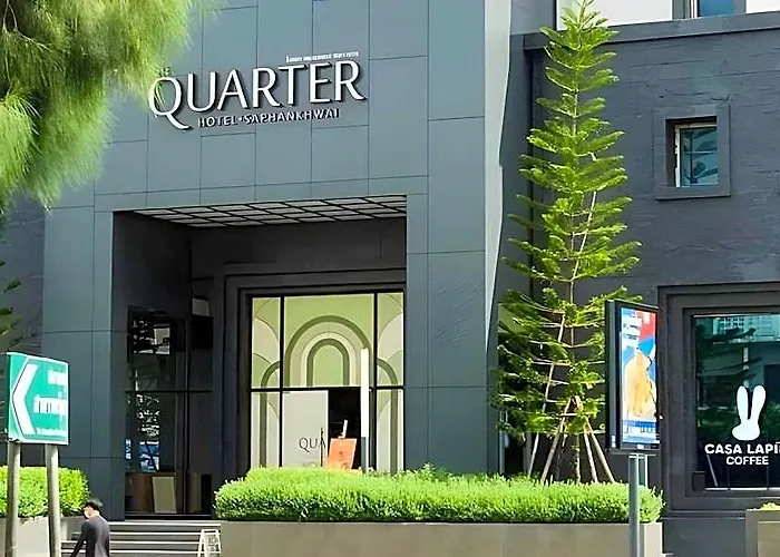 Hotel The Quarter Saphankhwai By Uhg - Close To Chatuchak Market, Krung Thep Aphiwat Terminal Station-bangsue Grand Station 4*